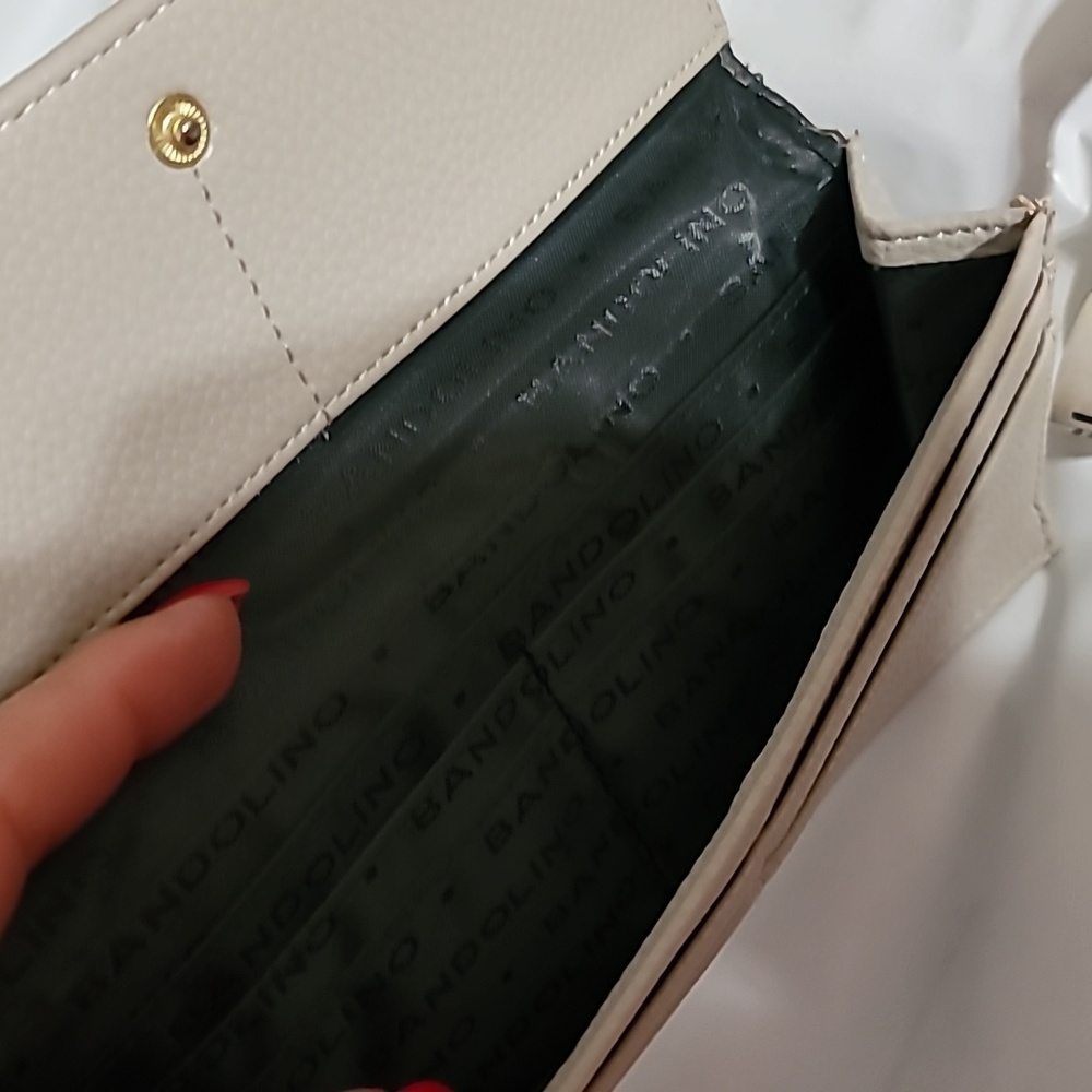 Bandolino Wallet - Picture 5 of 8
